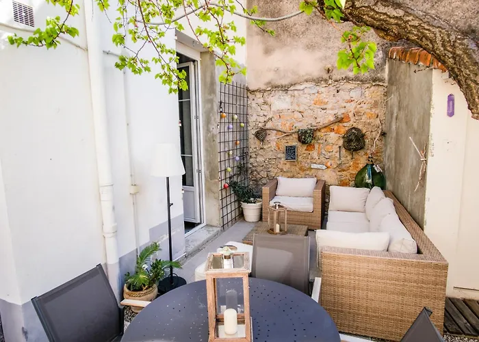 Apartment Tres Cosy Avec Cour *